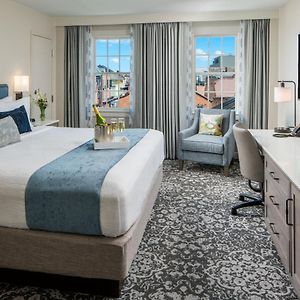 Traditional Guest Room 1 Double Bed Limited View